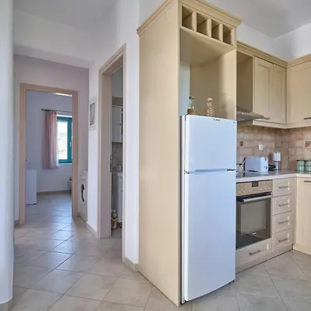 Апартаменты Two Bedroom Cycladic House With Sea View