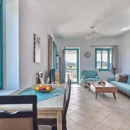 Апартаменты Two Bedroom Cycladic House With Sea View *