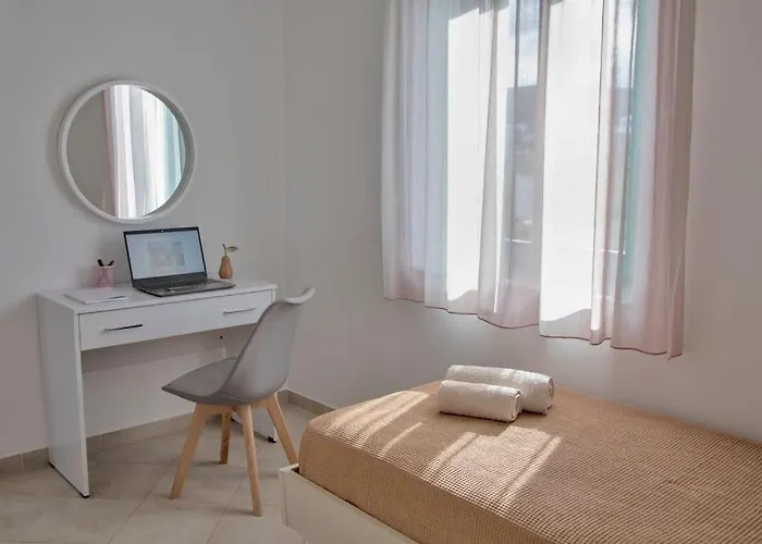 Two Bedroom Cycladic House With Sea View