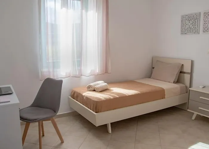 Two Bedroom Cycladic House With Sea View * Protorgia