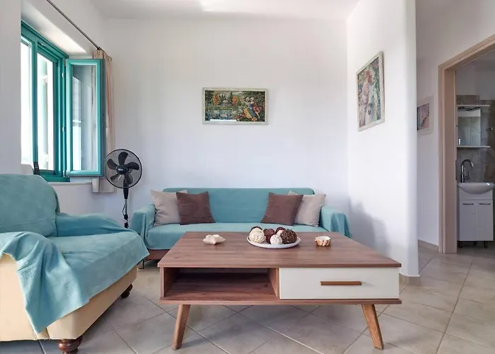 Two Bedroom Cycladic House With Sea View Apartment *