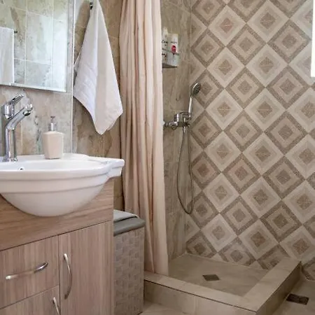 Two Bedroom Cycladic House With Sea View Apartamento Protorgia