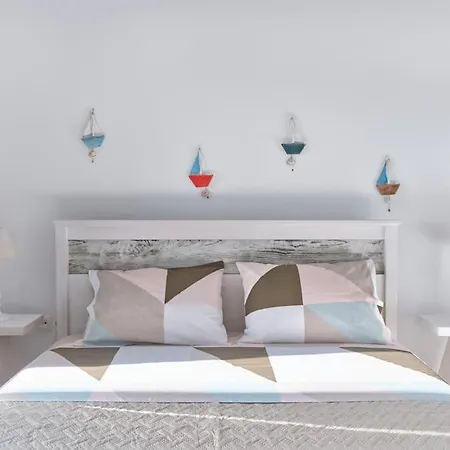 Apartment Two Bedroom Cycladic House With Sea View *